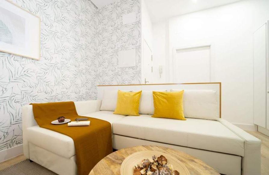 Ferienwohnung Fuencarral Madrid Exterior foto