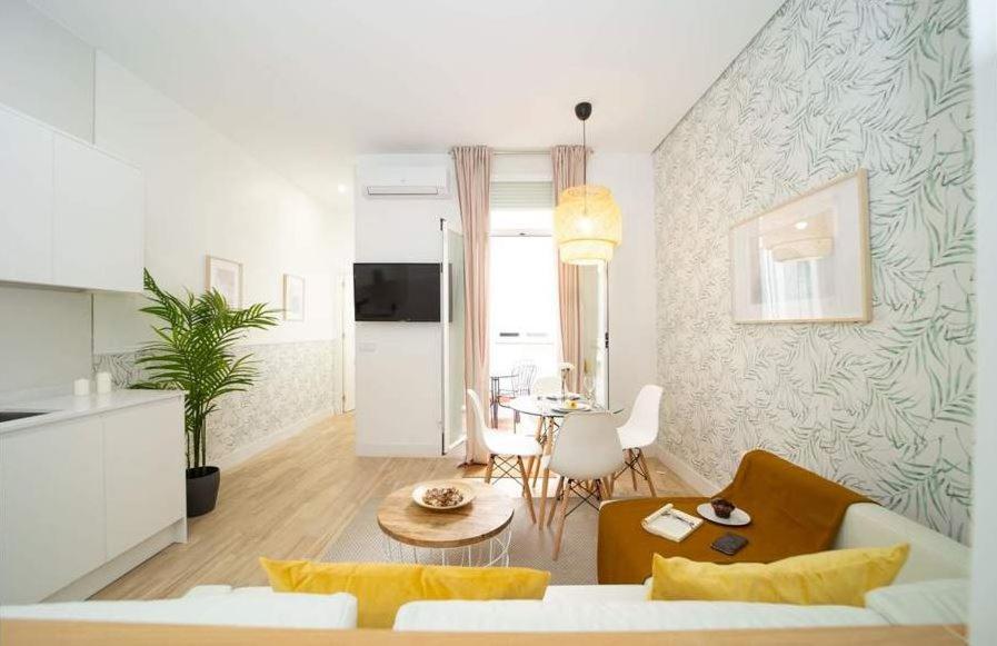 Ferienwohnung Fuencarral Madrid Exterior foto